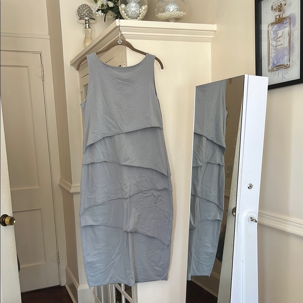 neon buddha light gray tiered dress